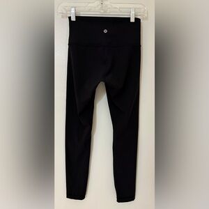 SOLD-***ITEM NOT FOR SALE **LululemonAlign High-RiseClassic BlackLeggingsSize: 4